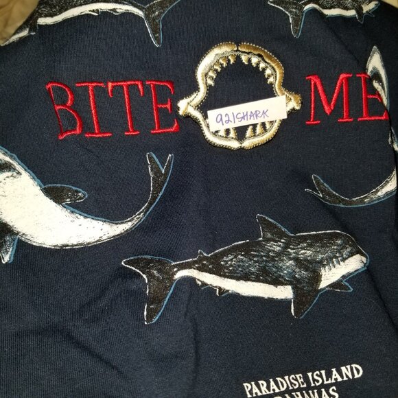 Bahamas Atlantis Paradise Island Yacht Club Blue "Bite me" Shark Jaws Tshirt S! - Picture 9 of 10